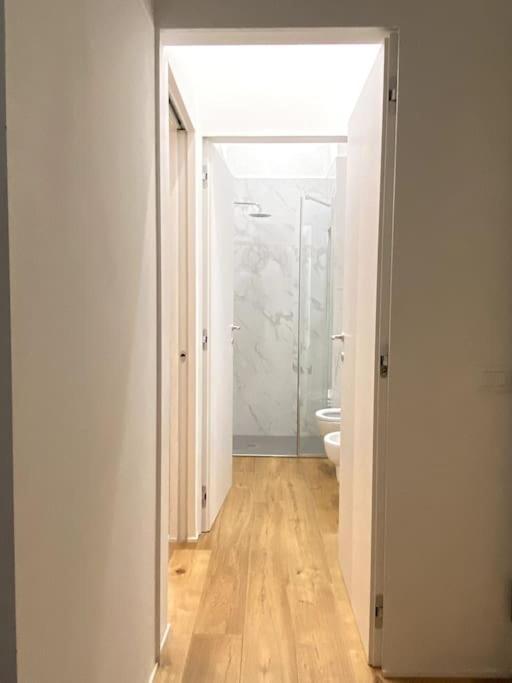La Casa Bianca Lägenhet Milano Exteriör bild